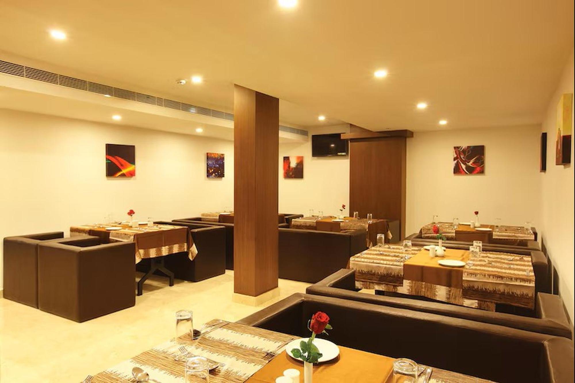 Hotel Park Residency Kozhencherry Kozhancheri Exterior foto